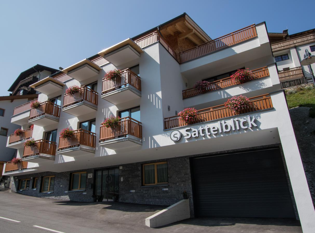 Hotel Haus Sattelblick à Sankt Anton am Arlberg Extérieur photo